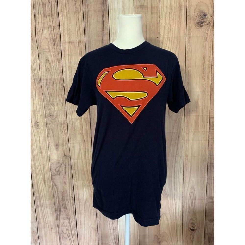 Superman Size Small Tee shirt 100% Cotton